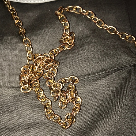 Urban Expressions Daphne Clutch with Crossbody Chain - Picture 5 of 5